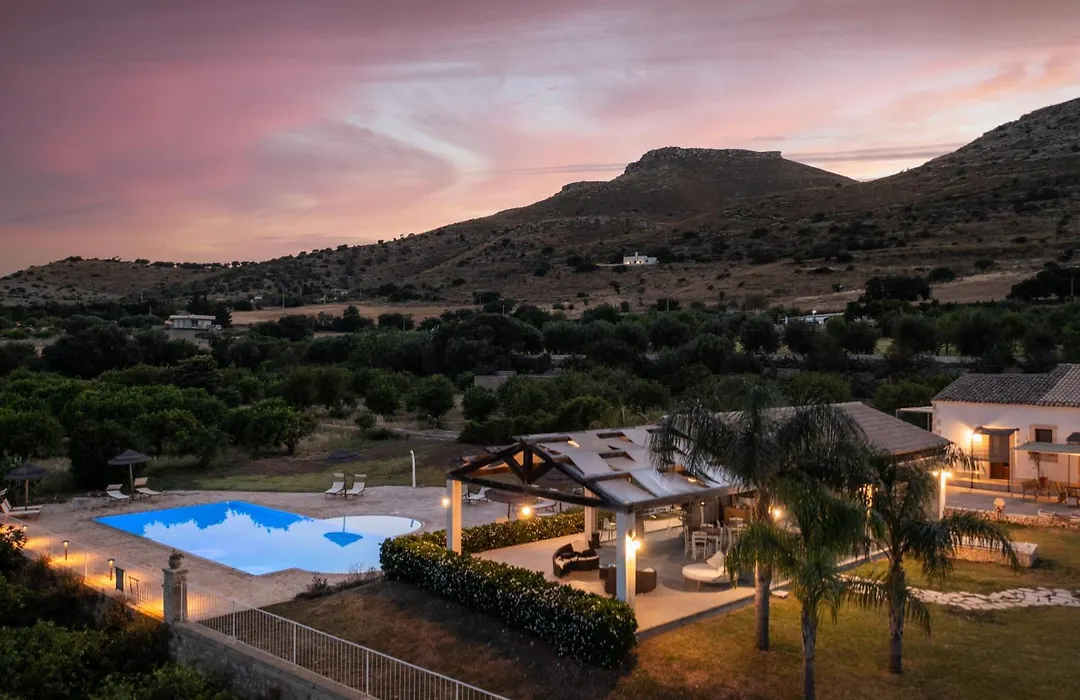 Agriturismo Alle Riserve Cavagrande-1